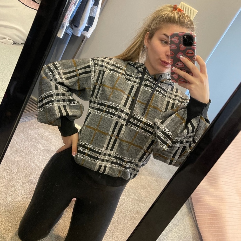 Patterned hoodie
